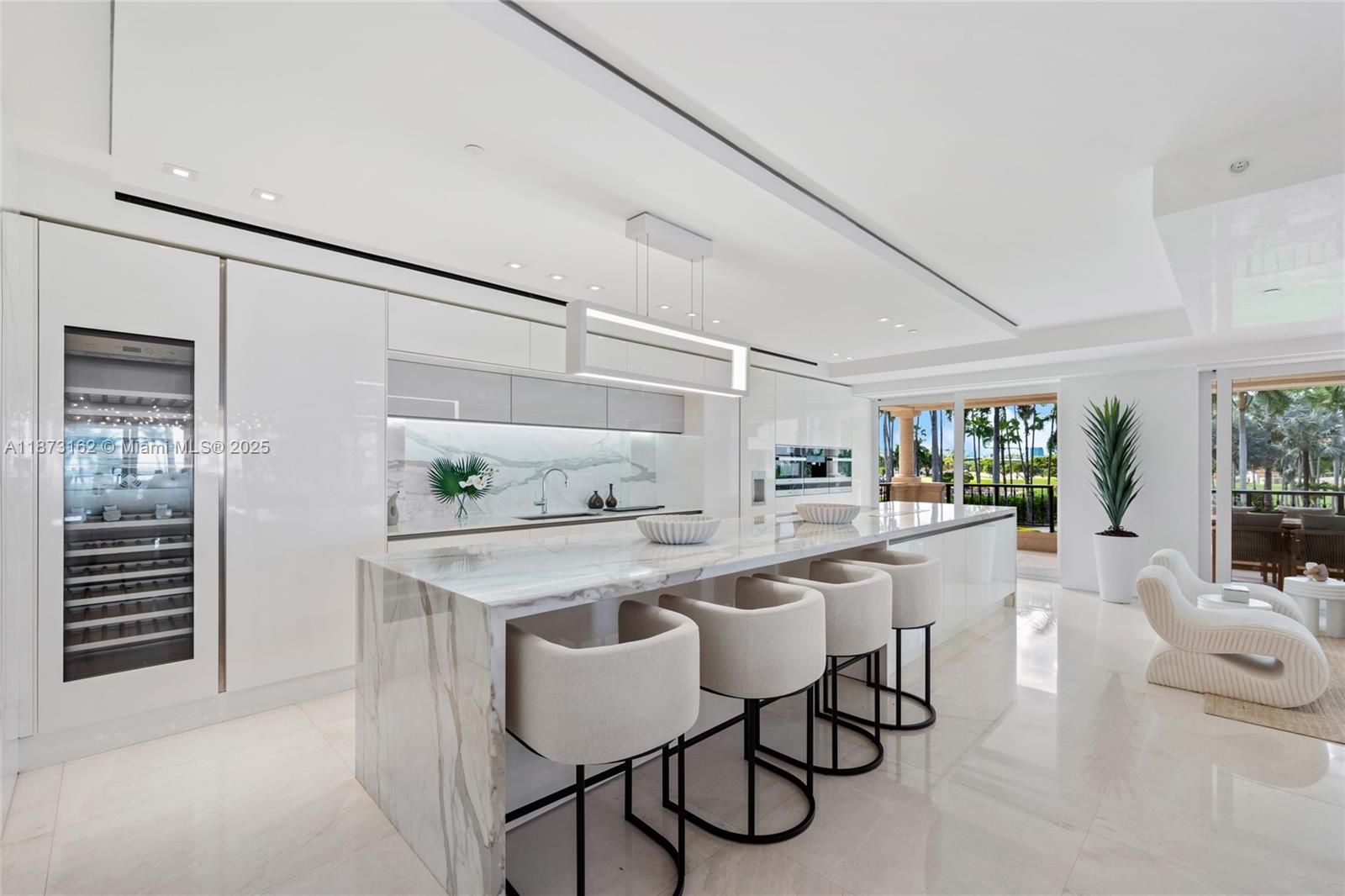 OCEANSIDE @ FISHER ISL CO - Residential