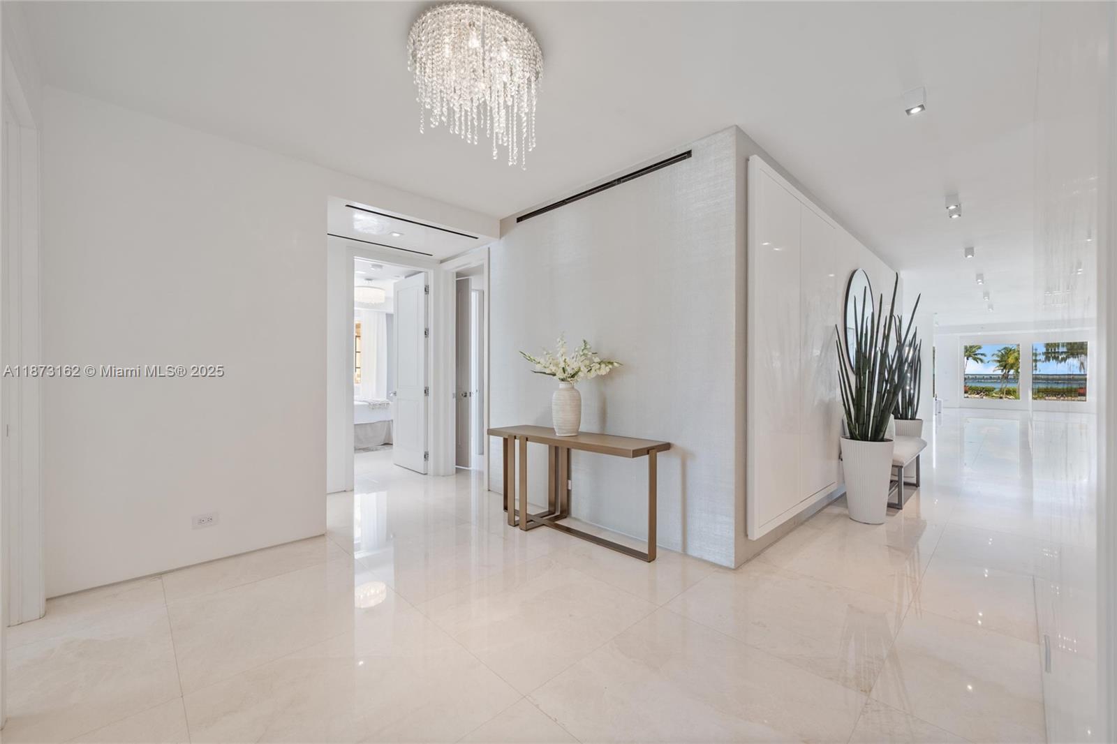 OCEANSIDE @ FISHER ISL CO - Residential