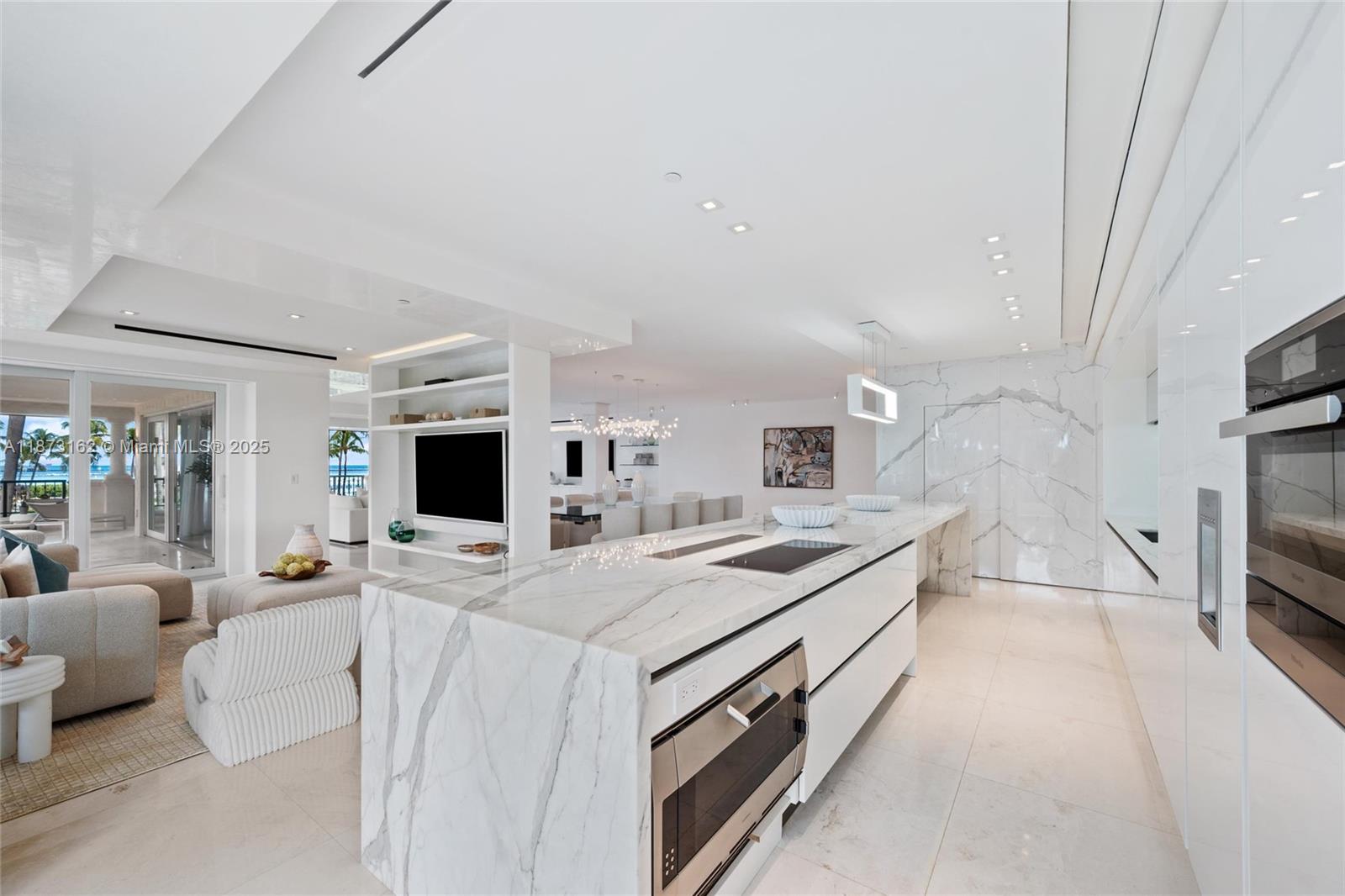 OCEANSIDE @ FISHER ISL CO - Residential