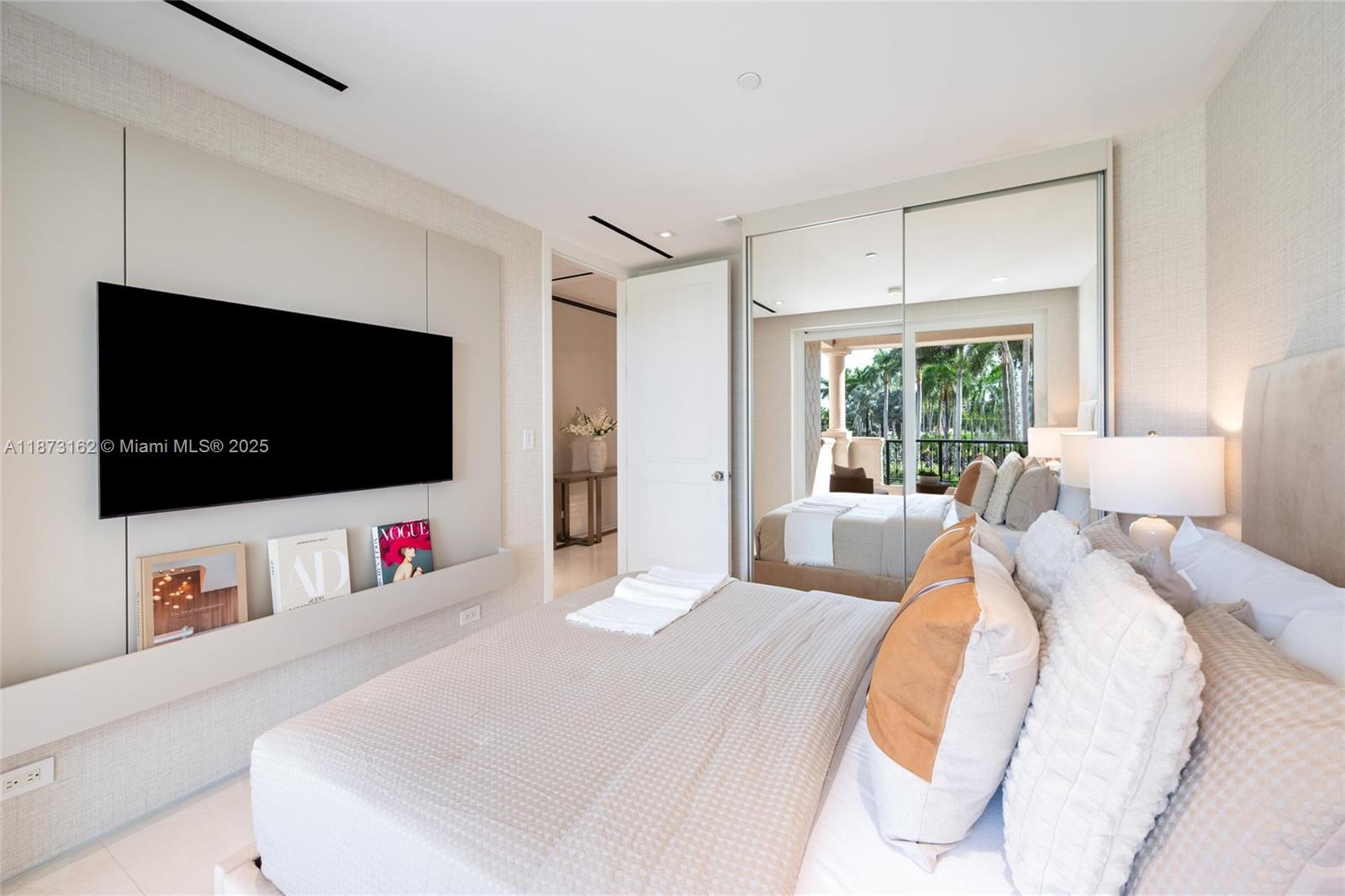 OCEANSIDE @ FISHER ISL CO - Residential