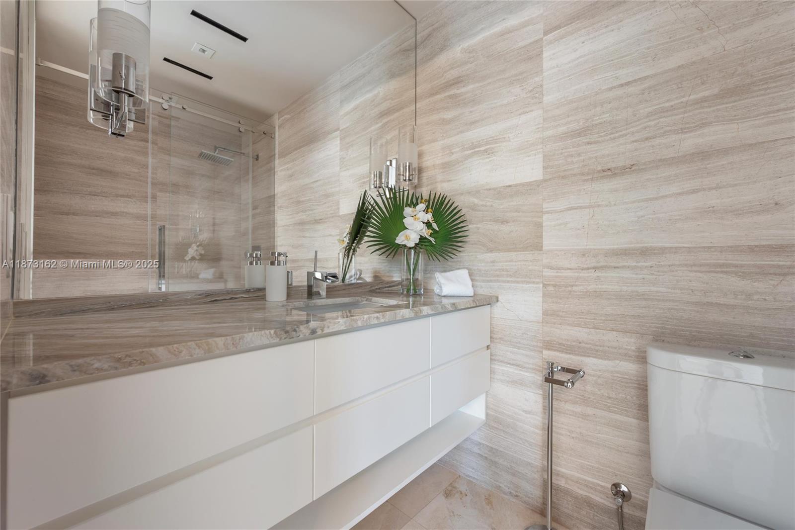 OCEANSIDE @ FISHER ISL CO - Residential