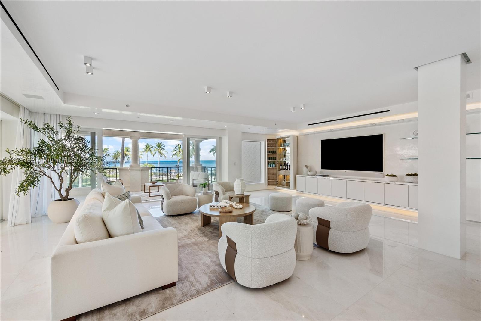 7921 Fisher Island Dr 7921