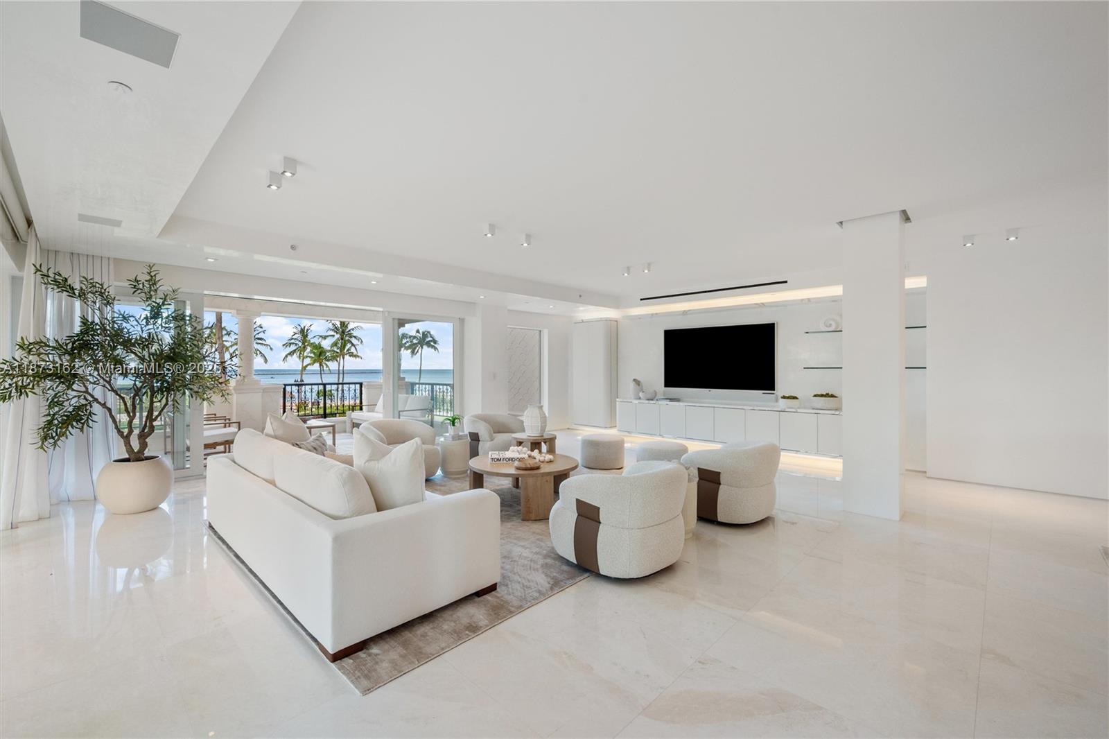 OCEANSIDE @ FISHER ISL CO - Residential