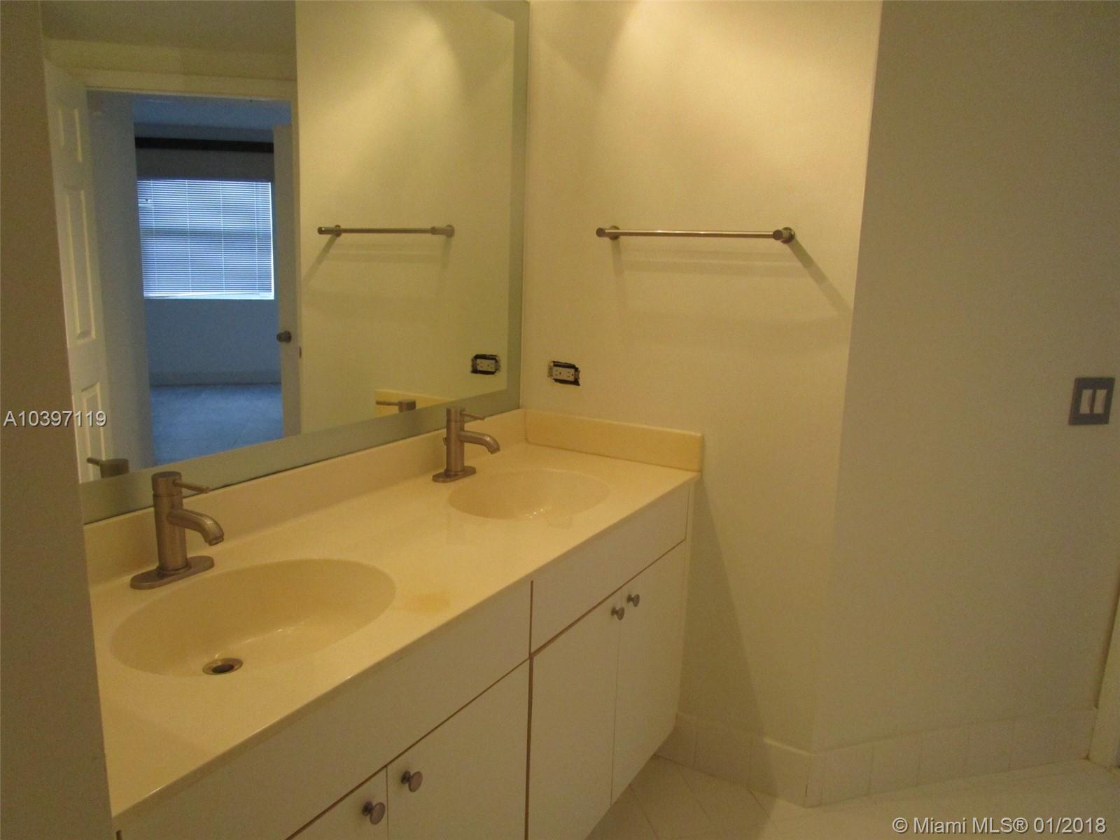 Porto Bellagio Condo - Residential Lease