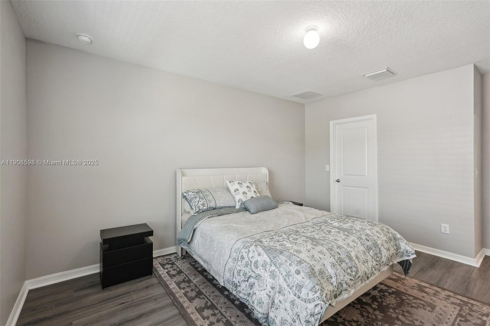 Tremont at Bay Park Two - Residential