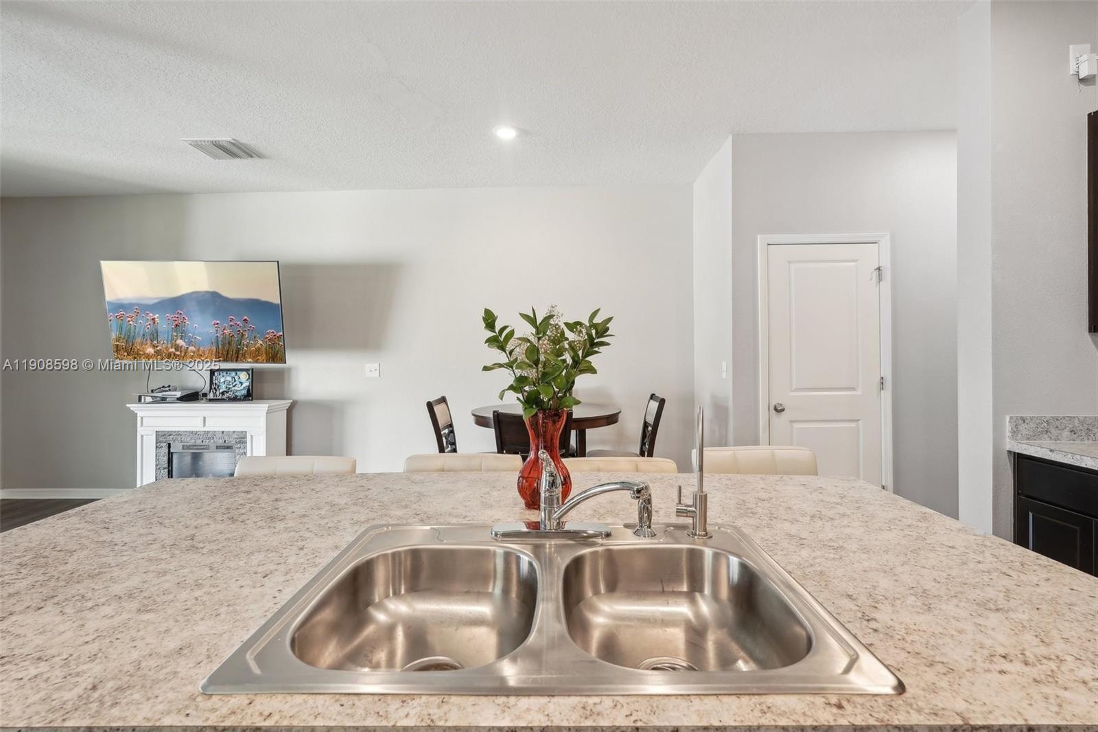 Tremont at Bay Park Two - Residential