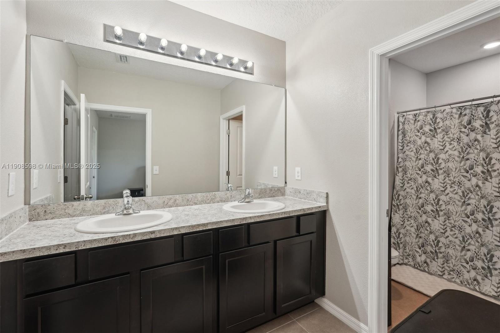 Tremont at Bay Park Two - Residential