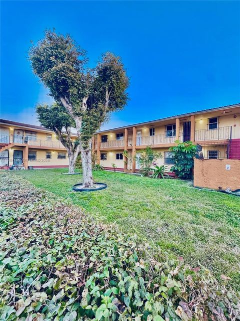 Miami-Dade County Can Rent Immediately Condos 4 4050 NW 135th St 5-1 Opa Locka FL 33054