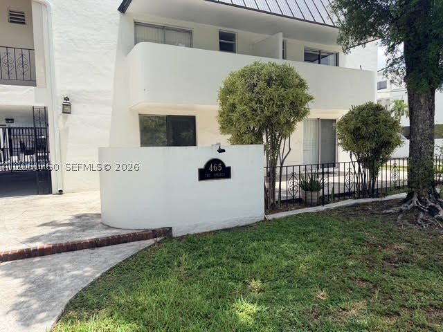 465 S Royal Poinciana Blvd 9B