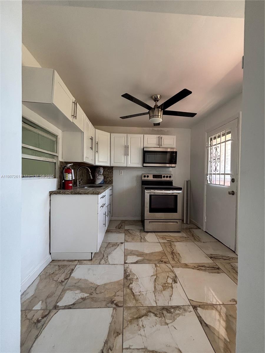 ROLLING GREEN CONDO C - Residential