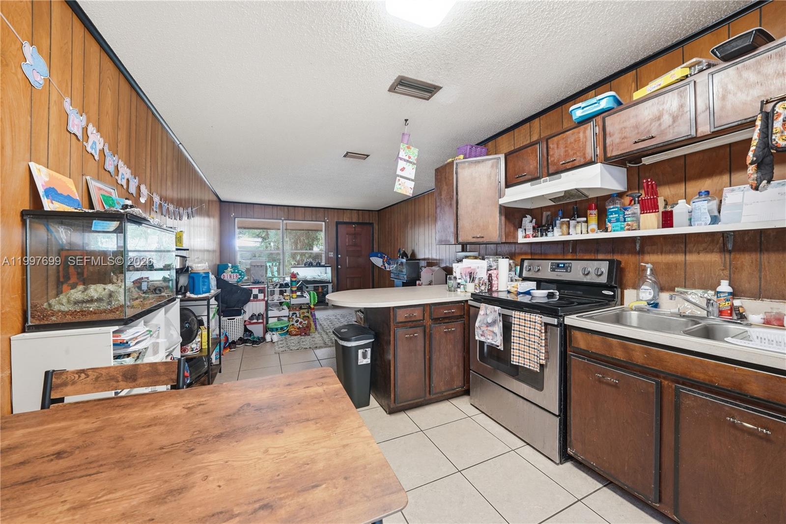 WESTWOOD MANOR SUBDIVISIO - Residential Income