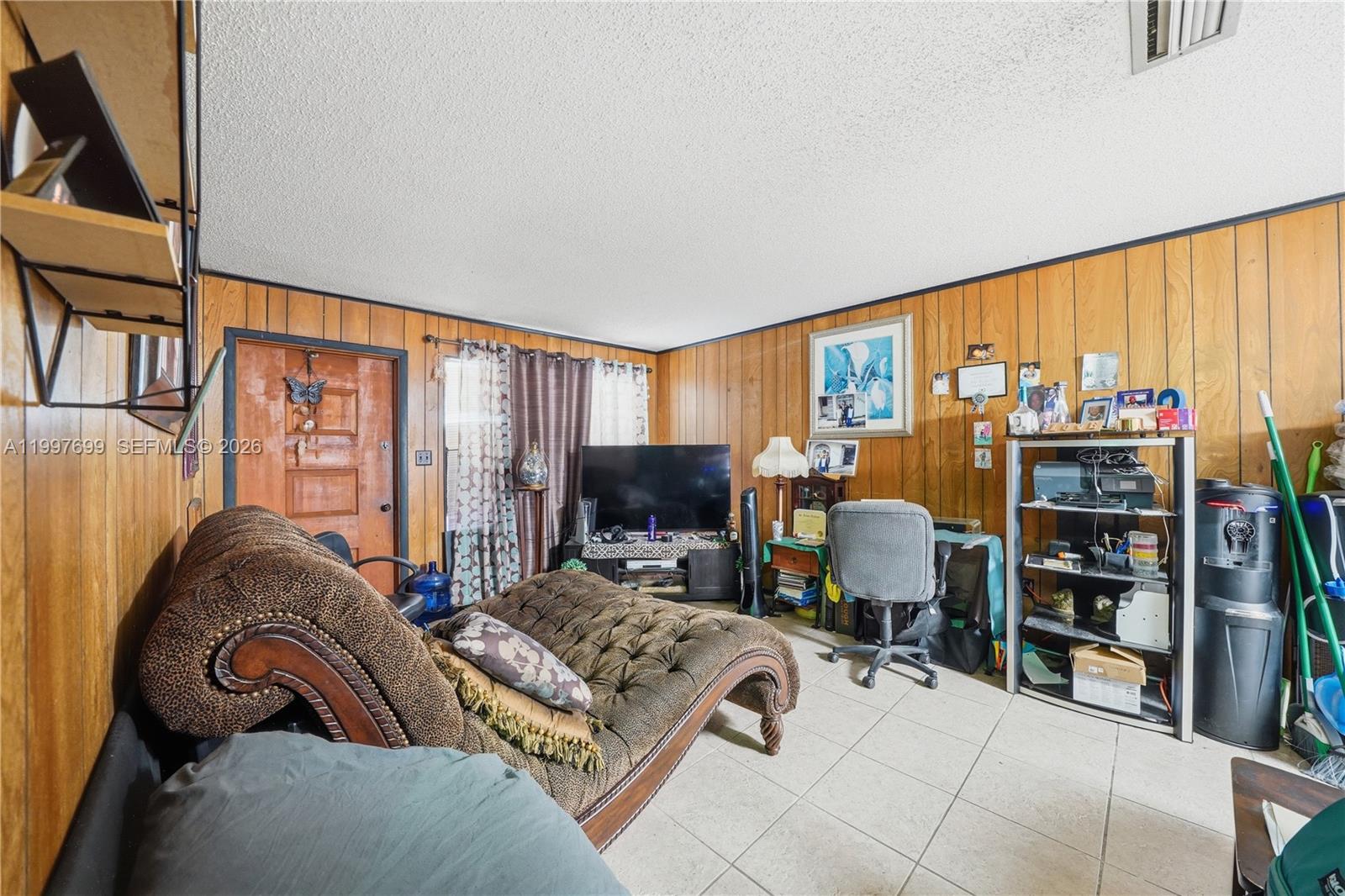 WESTWOOD MANOR SUBDIVISIO - Residential Income