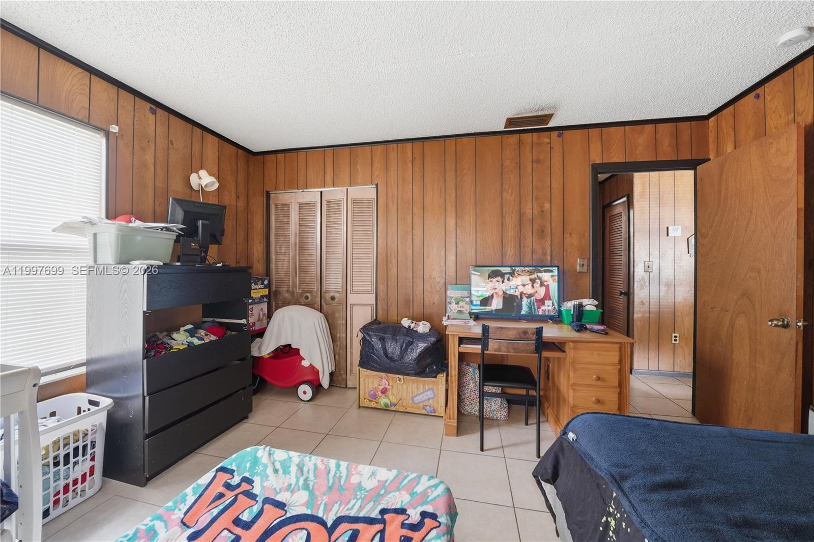 WESTWOOD MANOR SUBDIVISIO - Residential Income