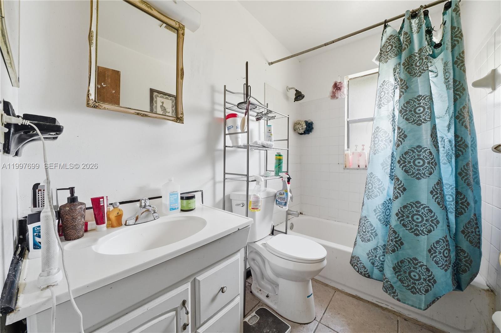 WESTWOOD MANOR SUBDIVISIO - Residential Income