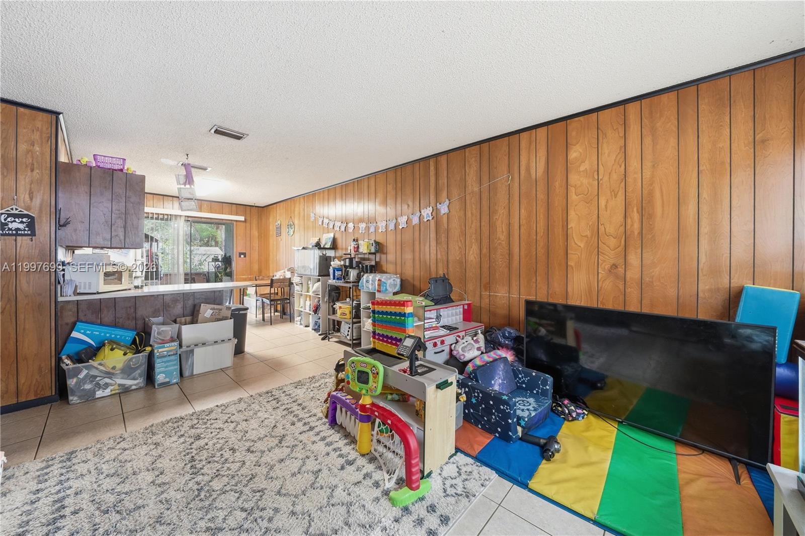 WESTWOOD MANOR SUBDIVISIO - Residential Income