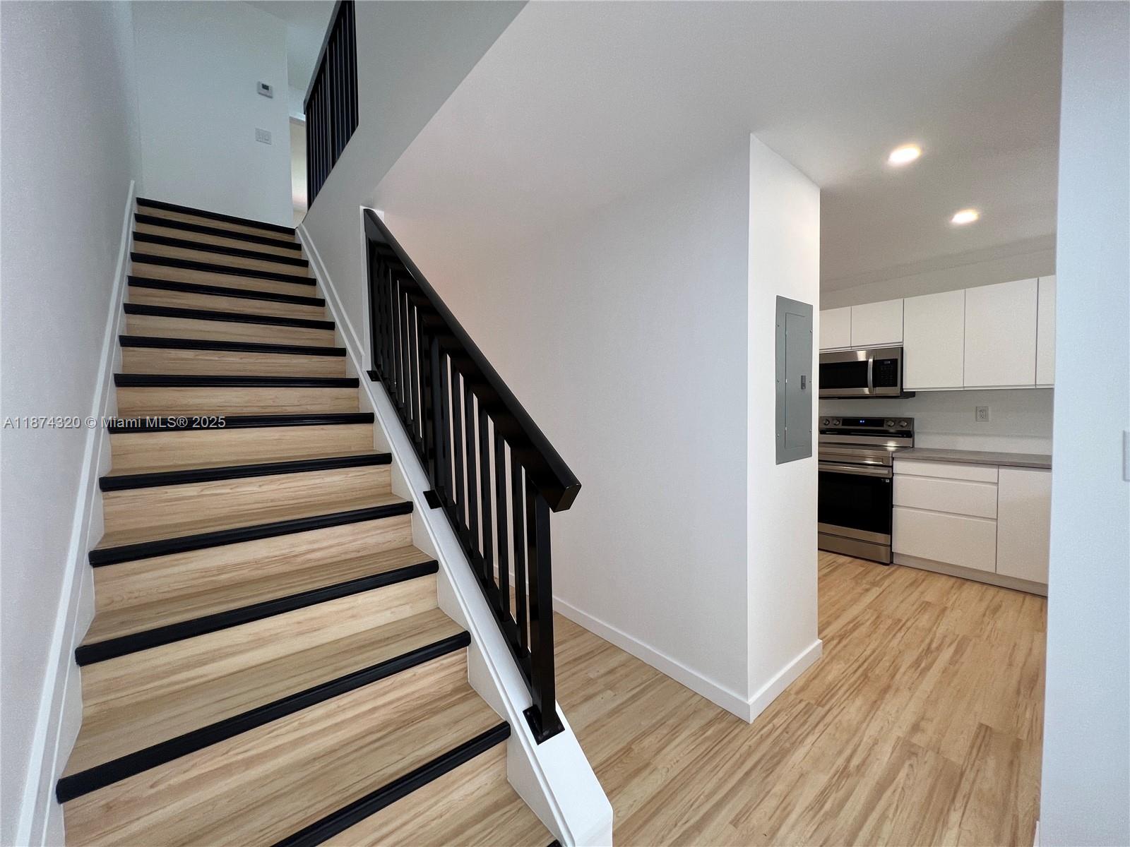 KINGS CREEK - Residential