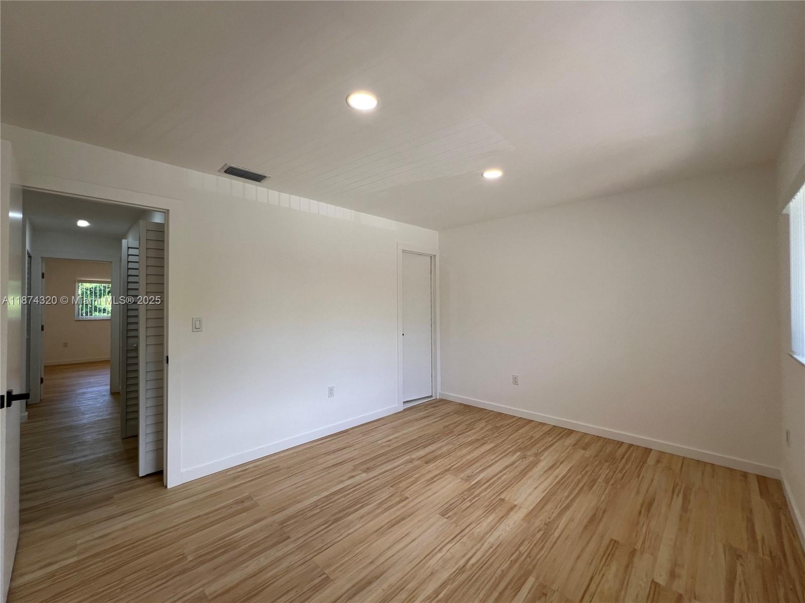 KINGS CREEK - Residential