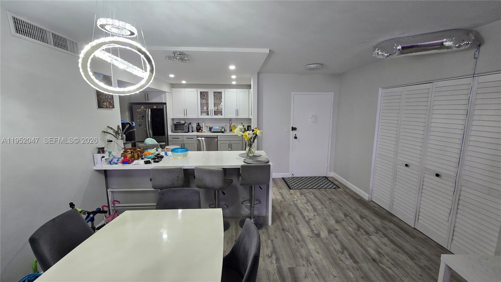 OLYMPUS CONDO PHASE - Residential