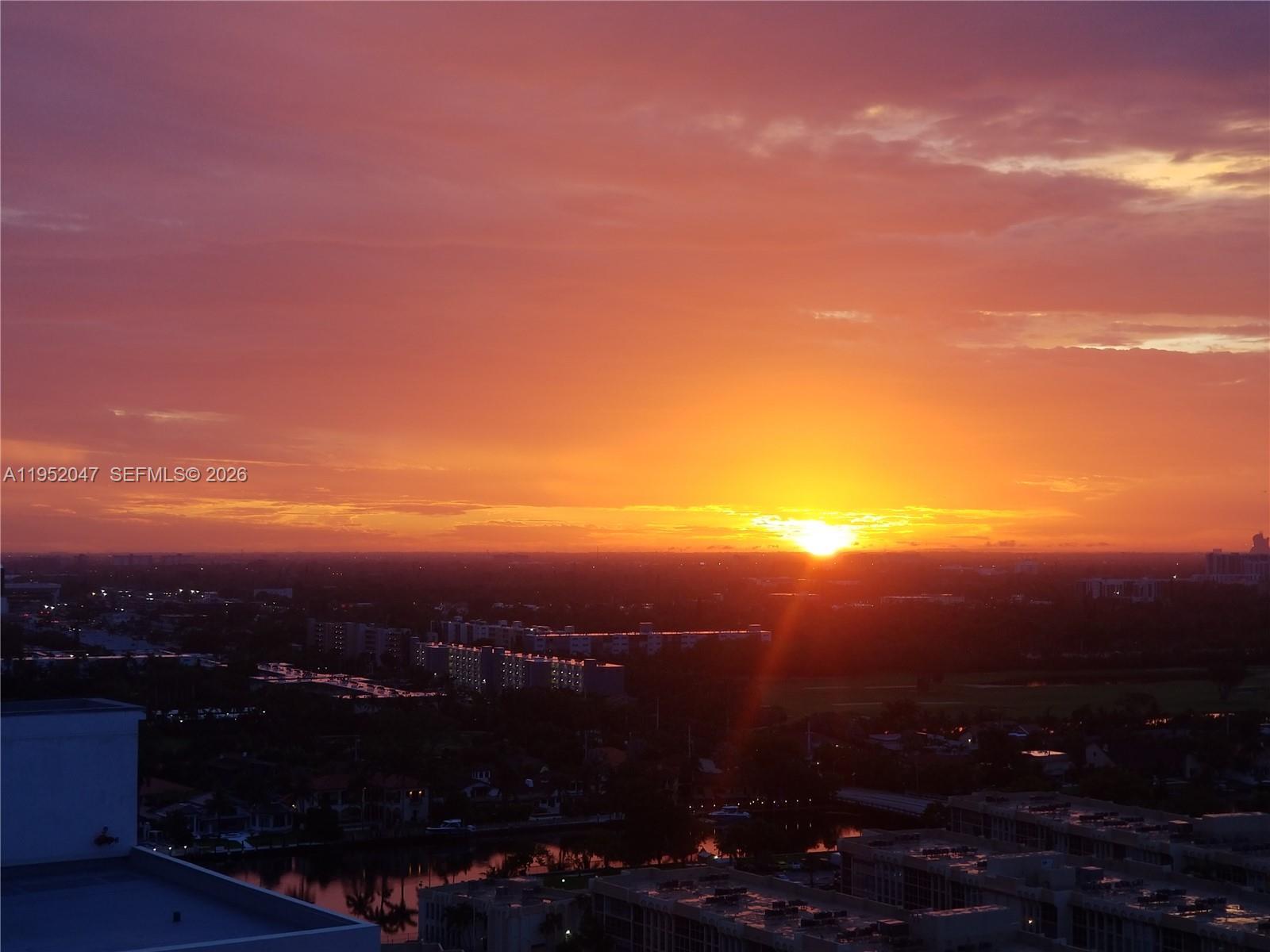 OLYMPUS CONDO PHASE - Residential
