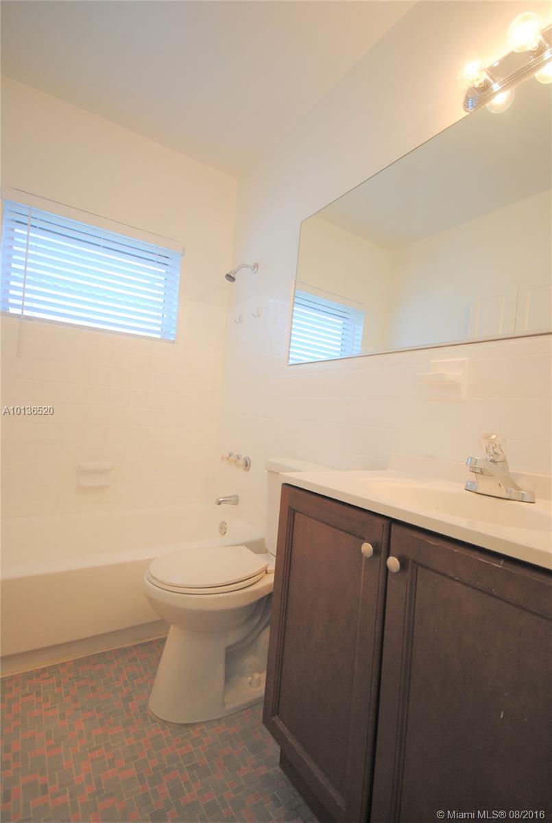 ALTOS DEL MAR NO 3 - Residential Lease