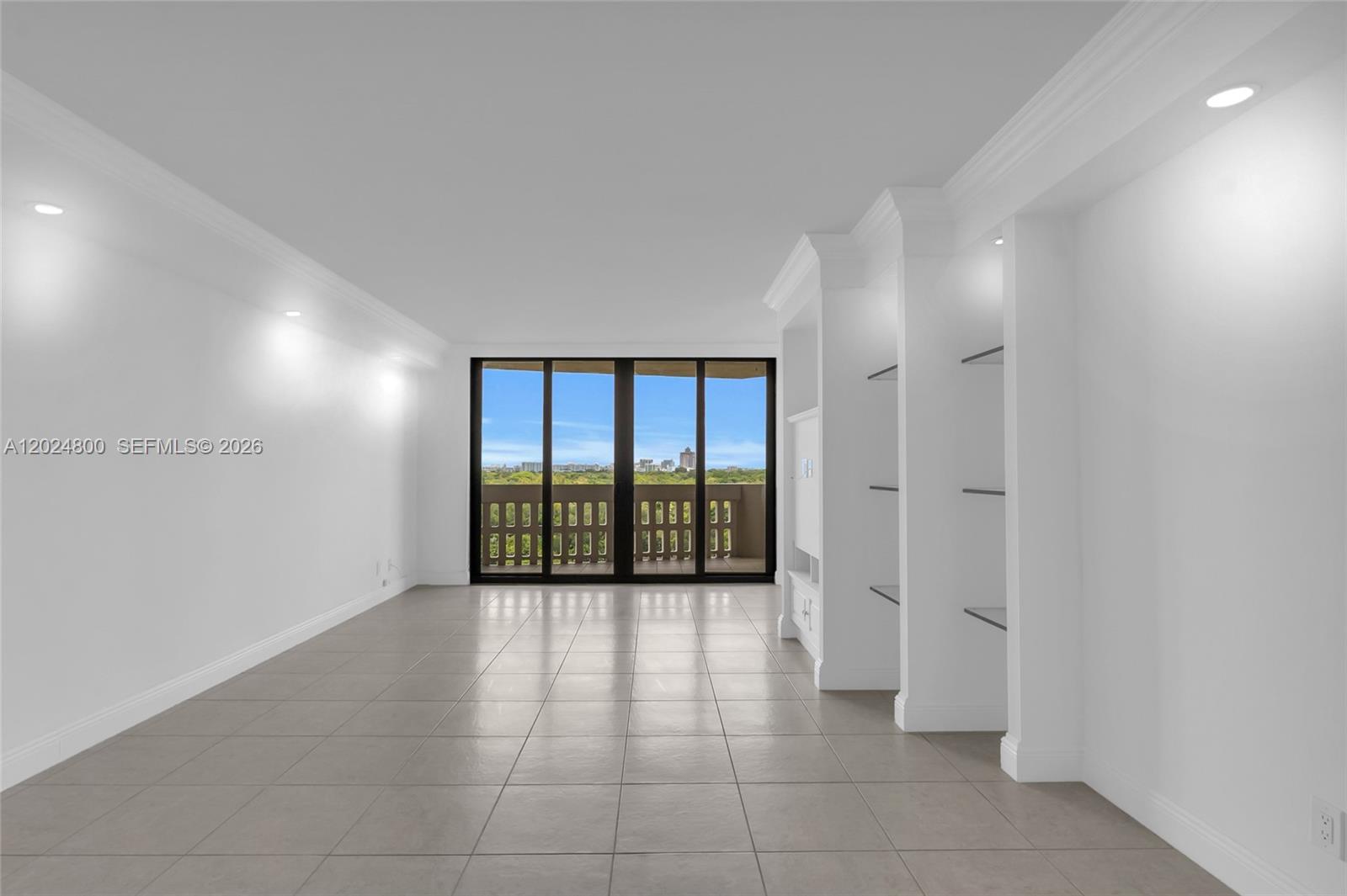 90 Edgewater Dr 1201