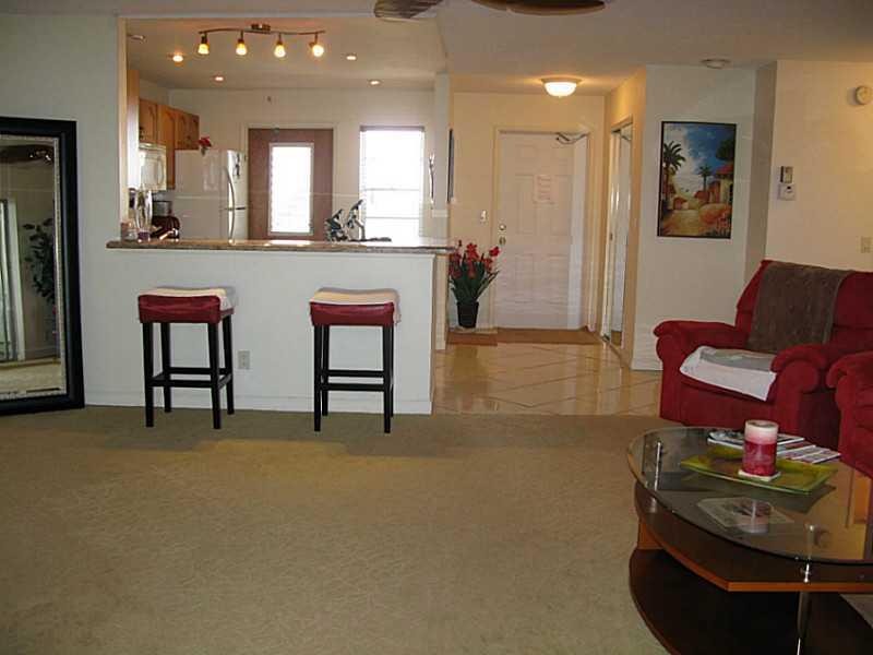 Beautiful and remodeled 2 beds 2 baths available now, Fully Furnished, great location open floor plan. 55+ community. Tenant must be 55 years old and up. Available for short term at 2500.00/month.