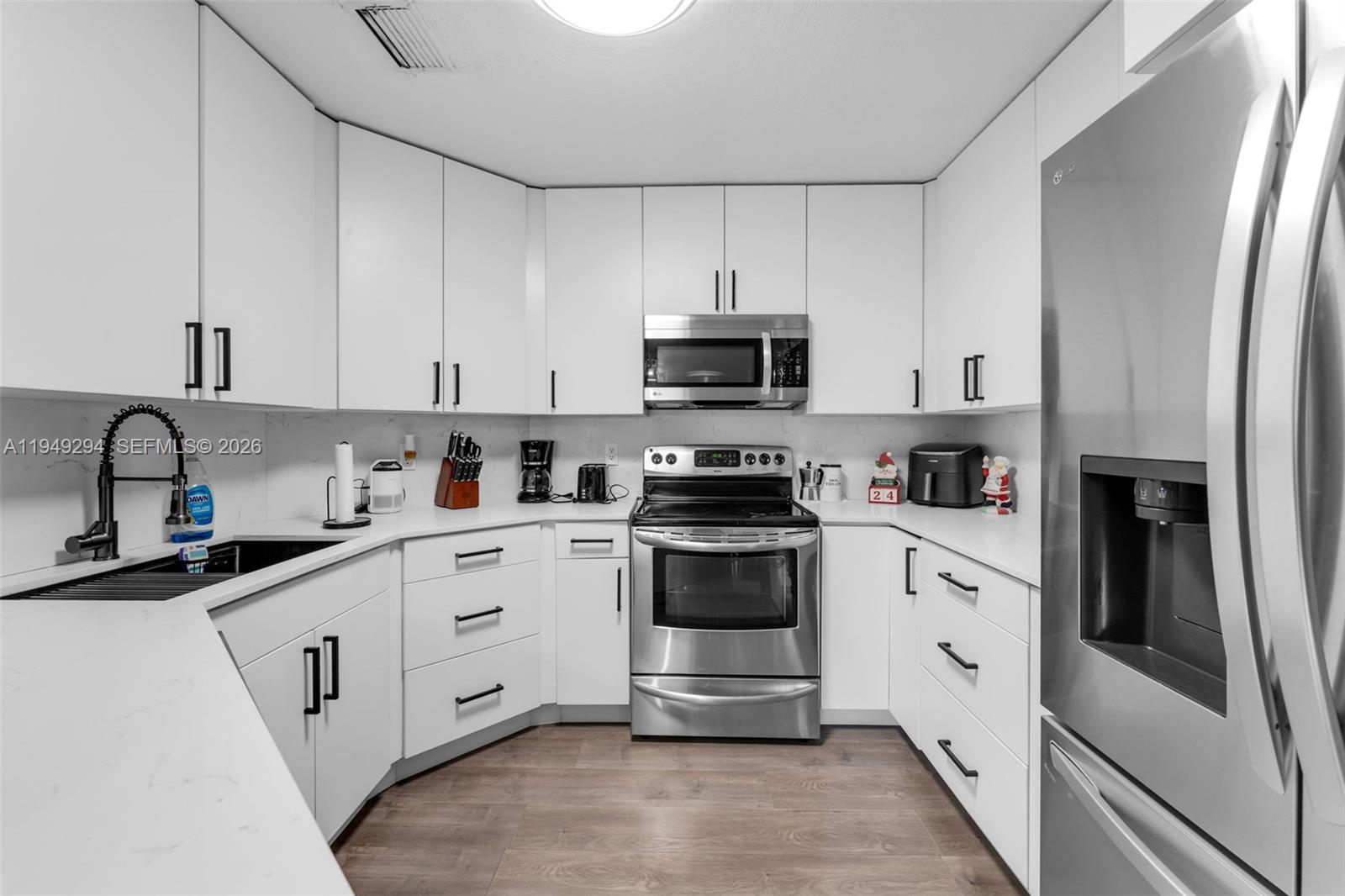 SUNSET HARBOUR SEC IV - Residential