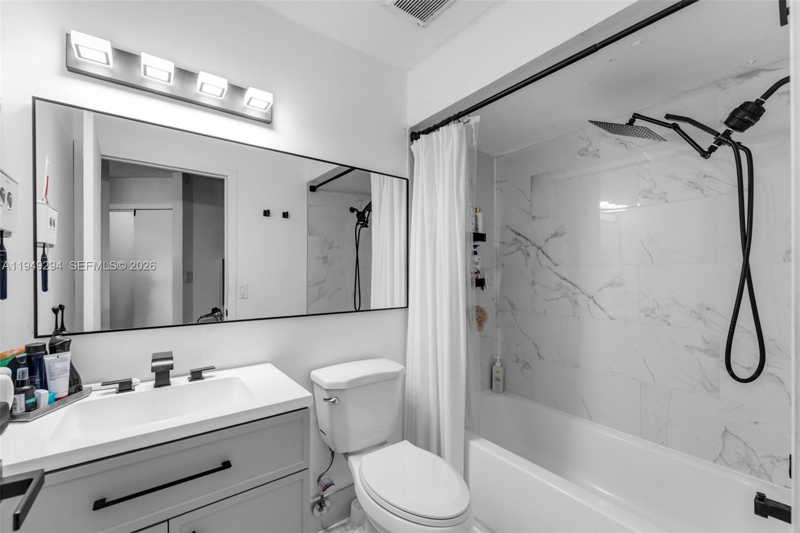 SUNSET HARBOUR SEC IV - Residential