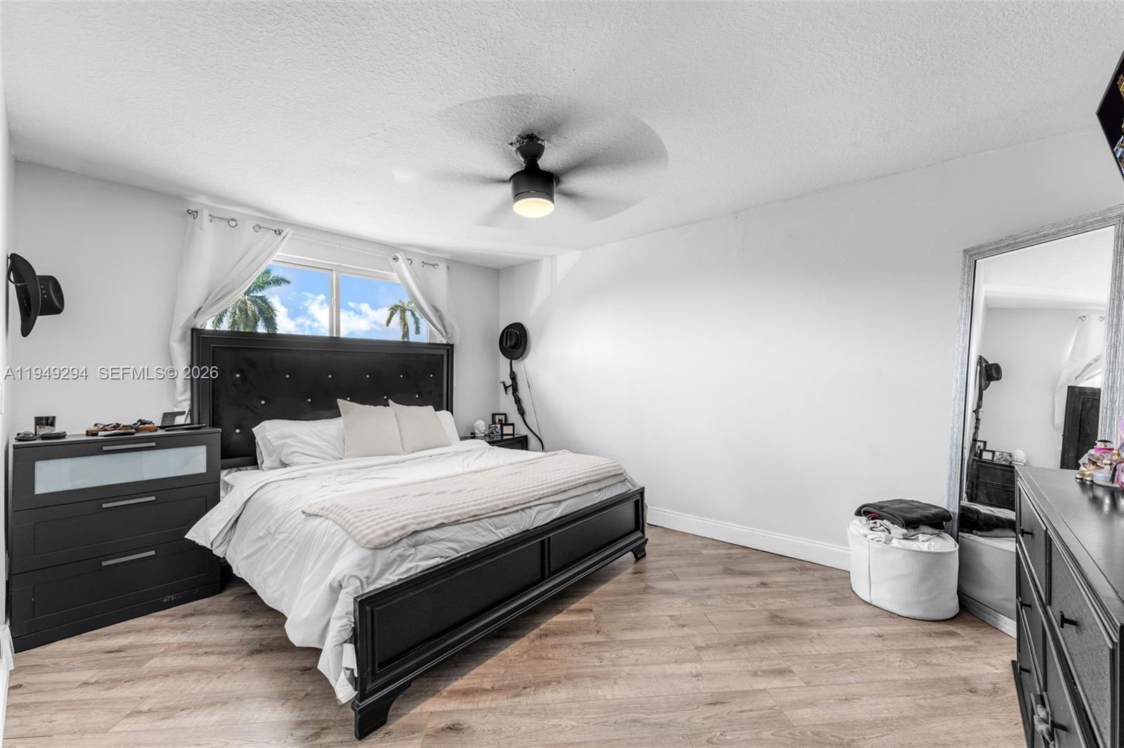 SUNSET HARBOUR SEC IV - Residential