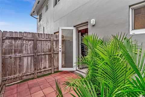 A home in Wilton Manors