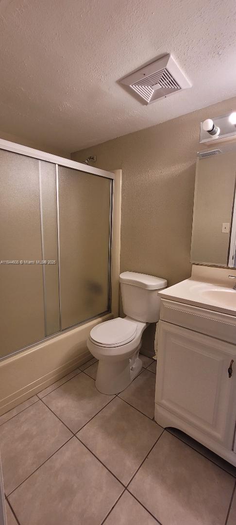 SHAKER WOODS VILLAGE - Residential Lease