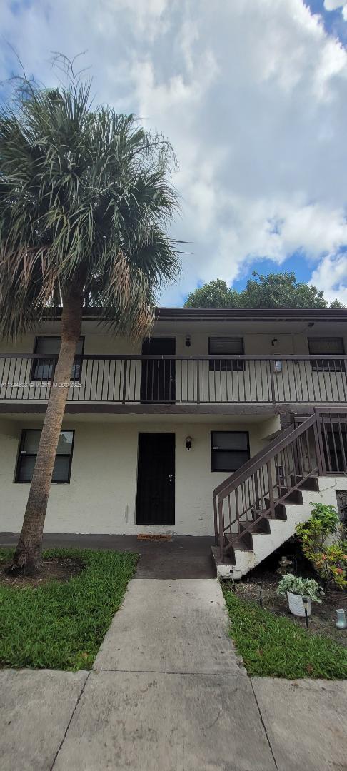 SHAKER WOODS VILLAGE - Residential Lease