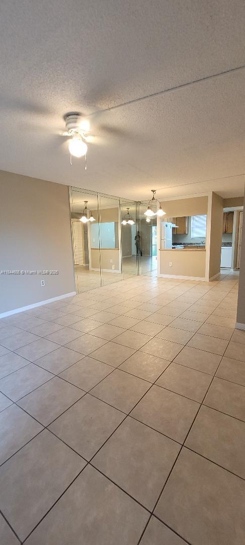 SHAKER WOODS VILLAGE - Residential Lease