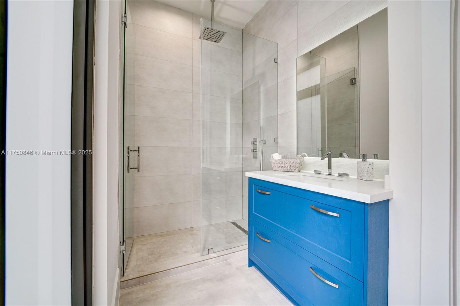 CAMNER GABLES 1ST ADDN - Residential