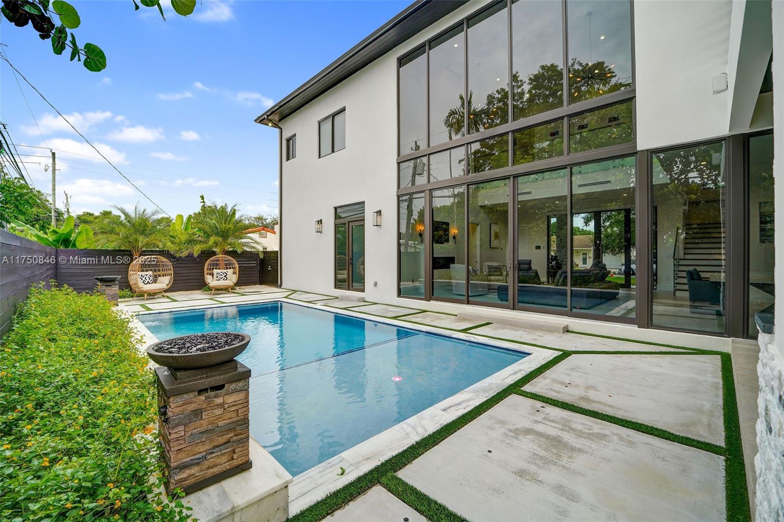 CAMNER GABLES 1ST ADDN - Residential