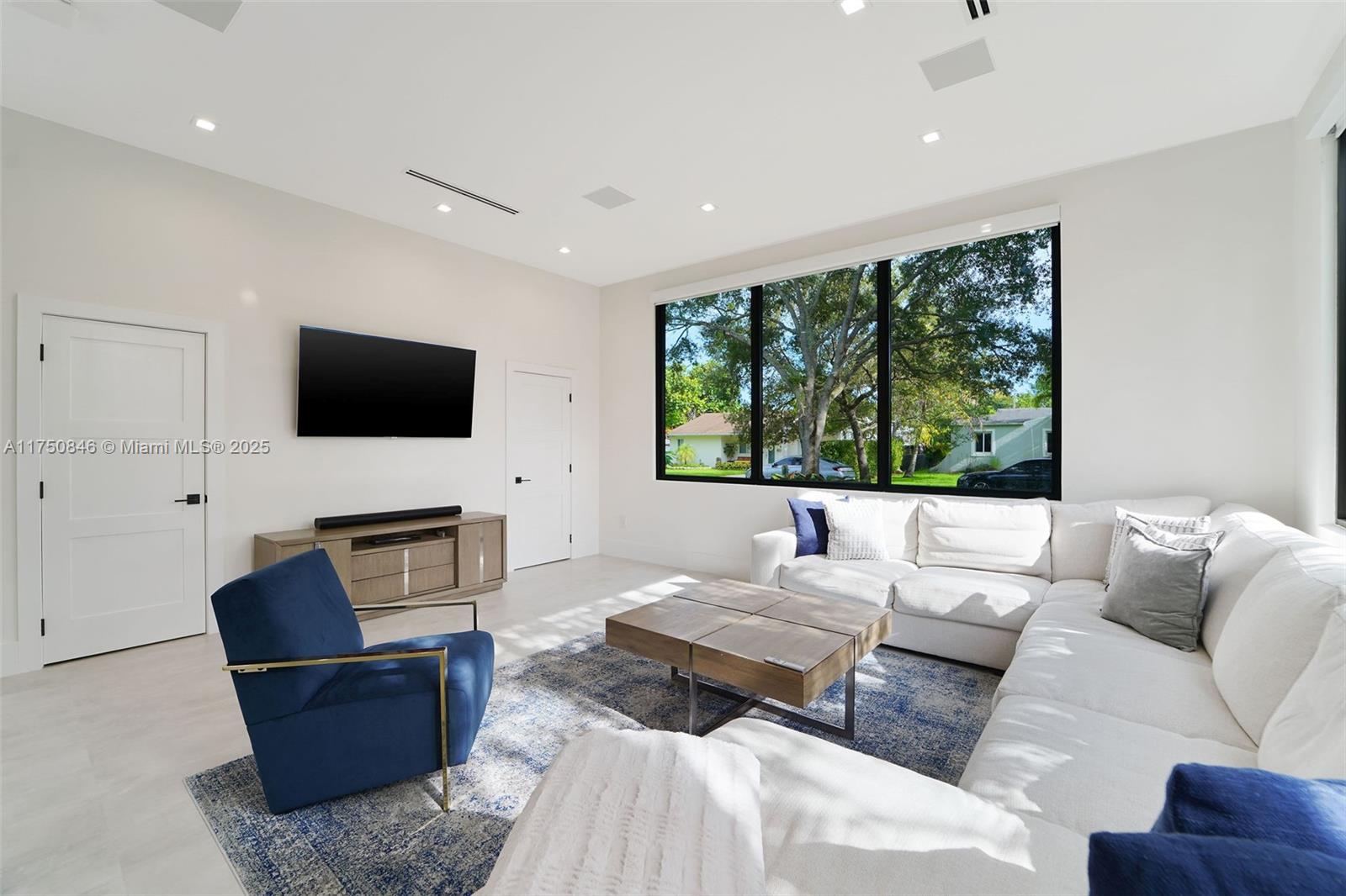 CAMNER GABLES 1ST ADDN - Residential