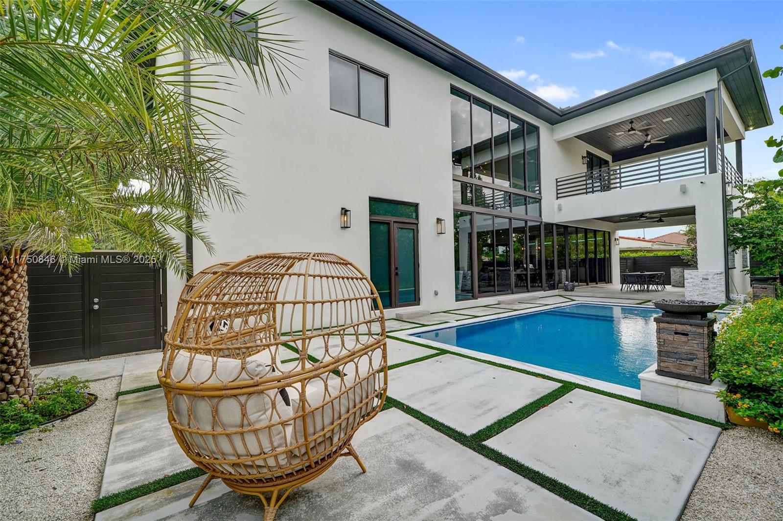 CAMNER GABLES 1ST ADDN - Residential