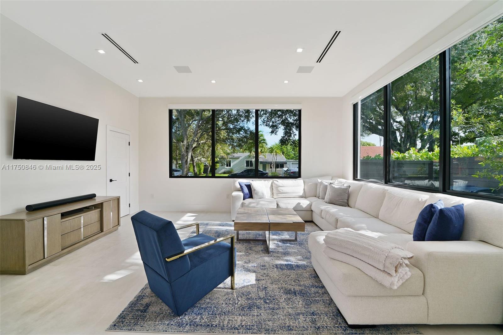 CAMNER GABLES 1ST ADDN - Residential