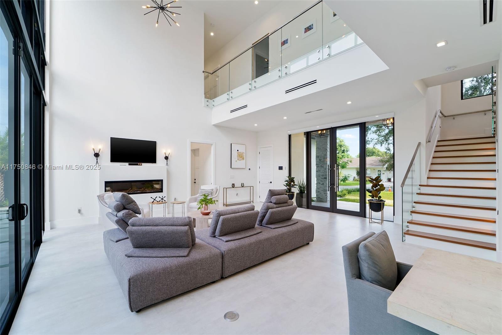 CAMNER GABLES 1ST ADDN - Residential