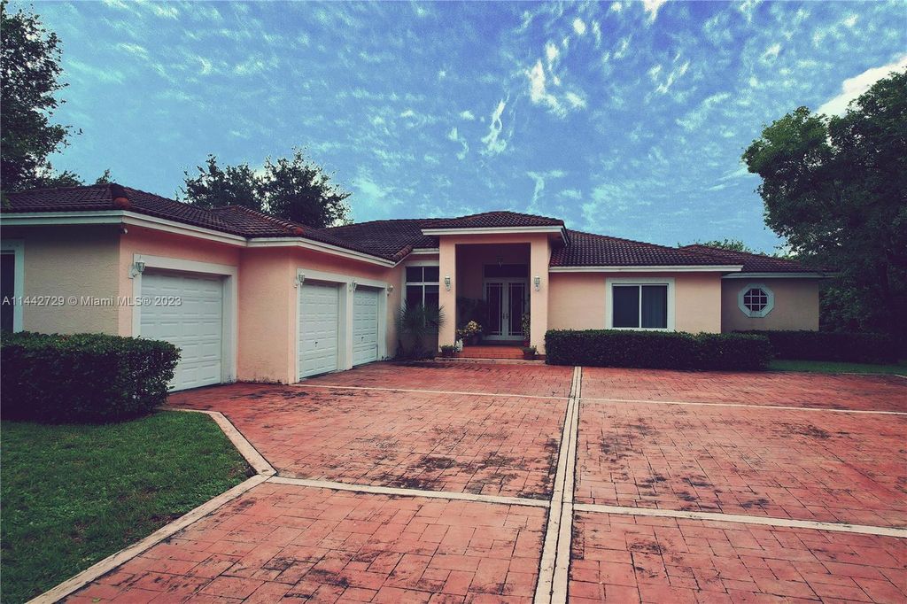 Photo of 12323 NW 19th St, Plantation, FL 33323 (MLS # A11442729)