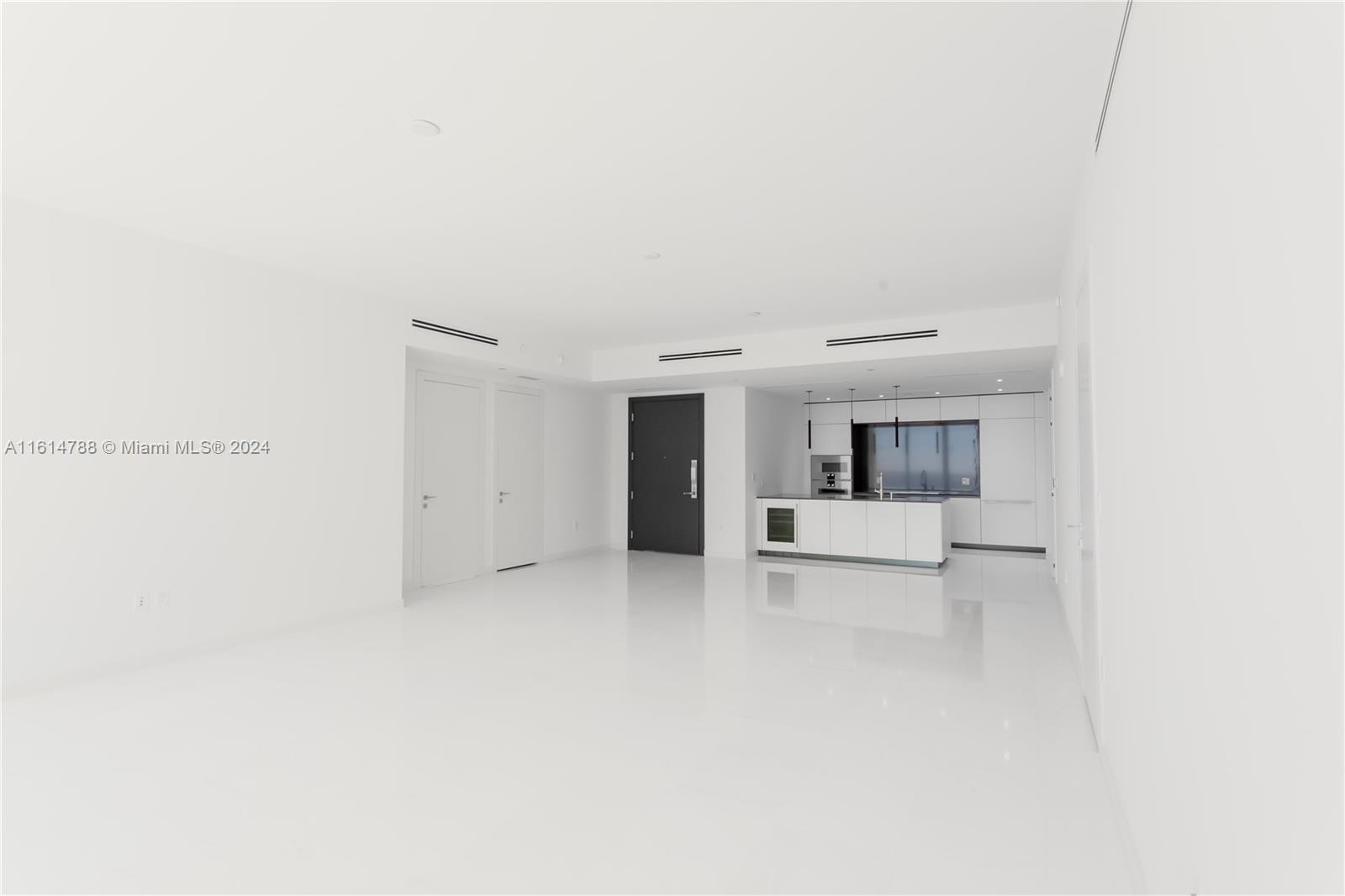 ASTON MARTIN - Residential Lease