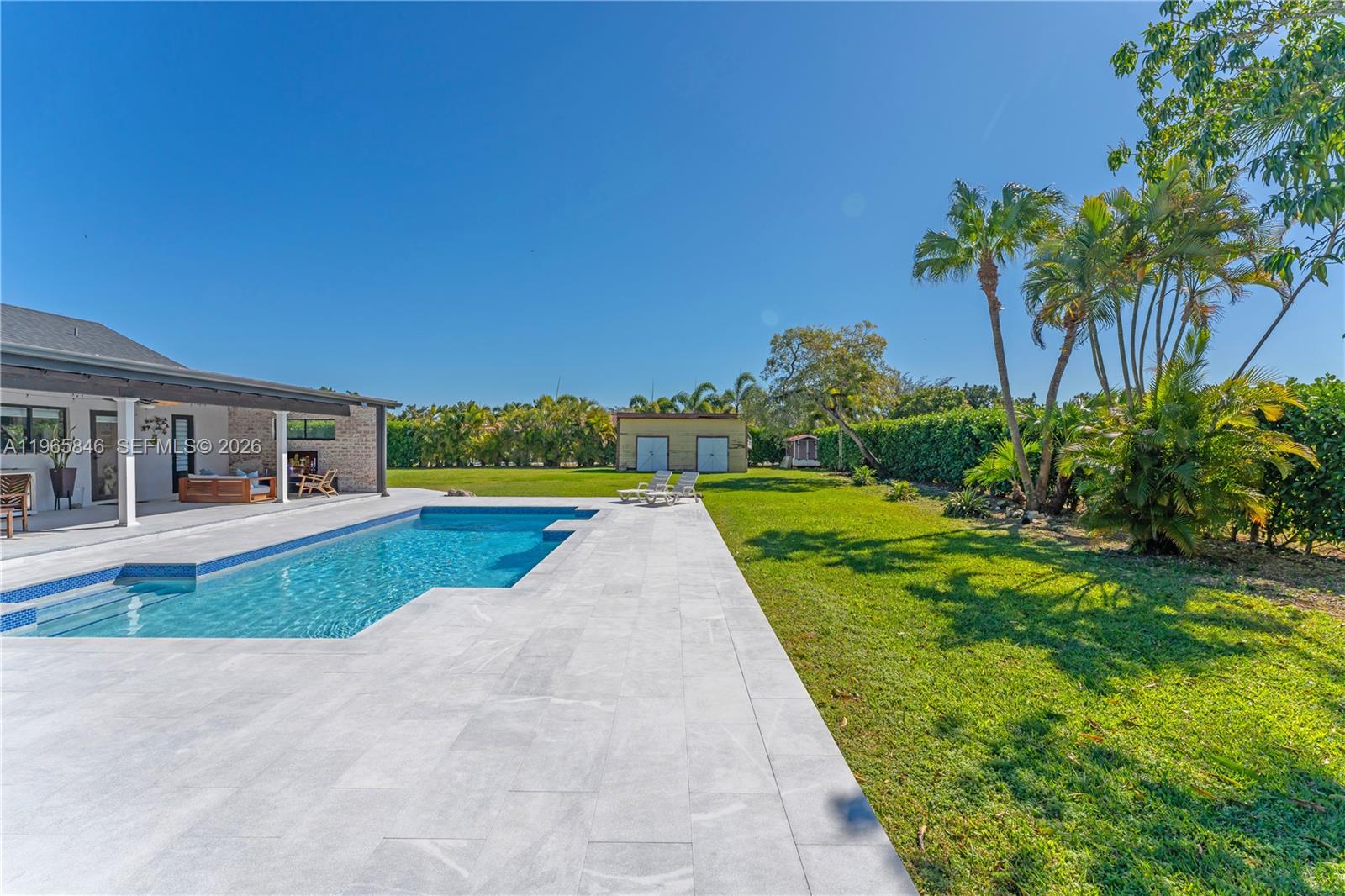 THE REDLANDS SEC 1 - Residential