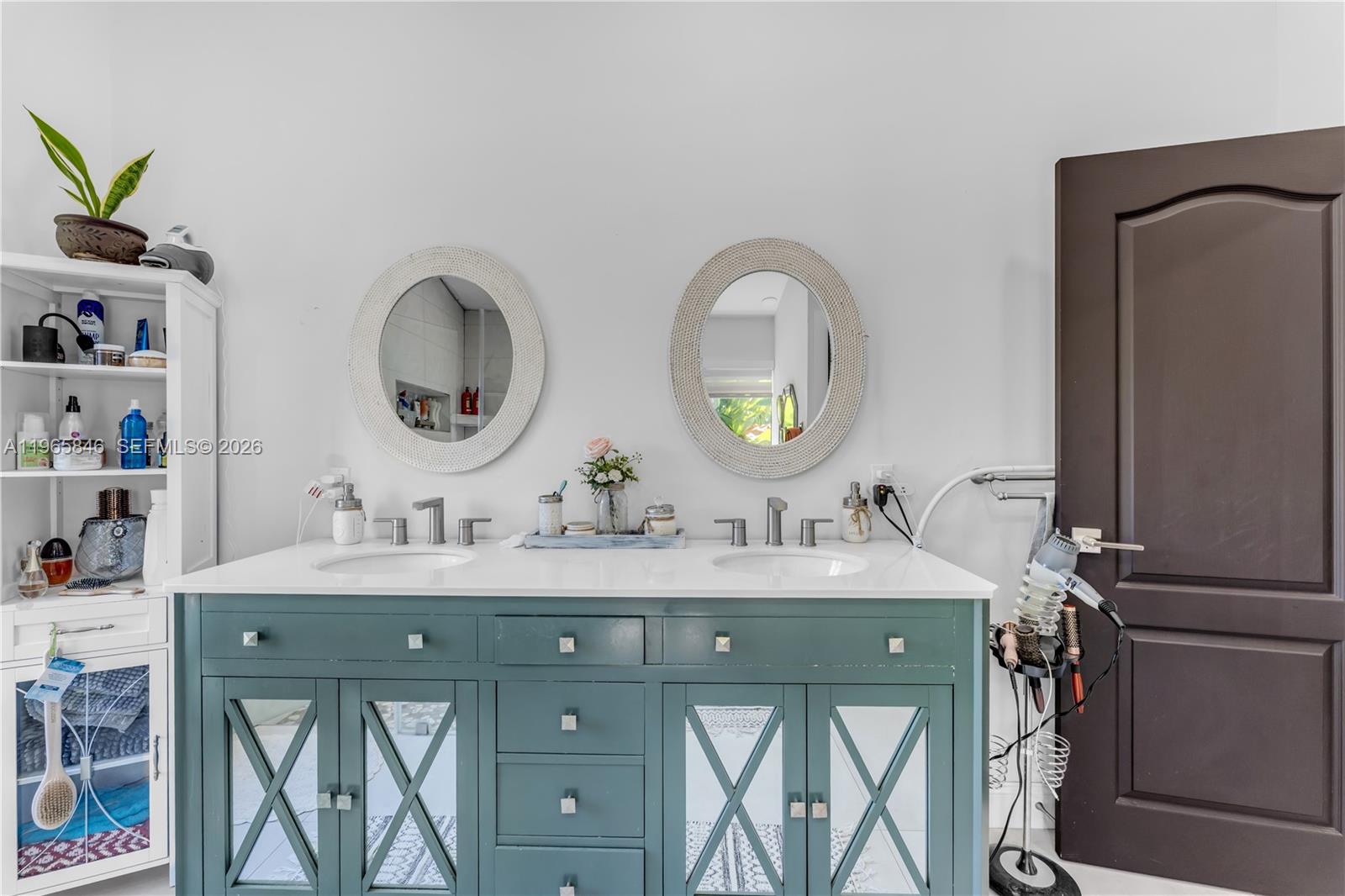 THE REDLANDS SEC 1 - Residential