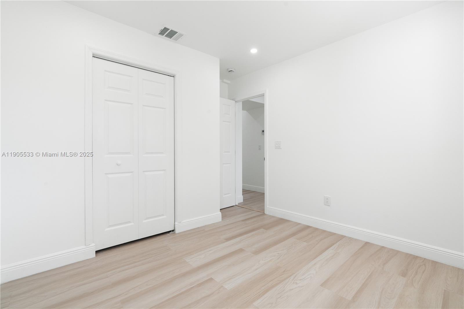 MIAMI GARDENS ESTATES SEC - Residential