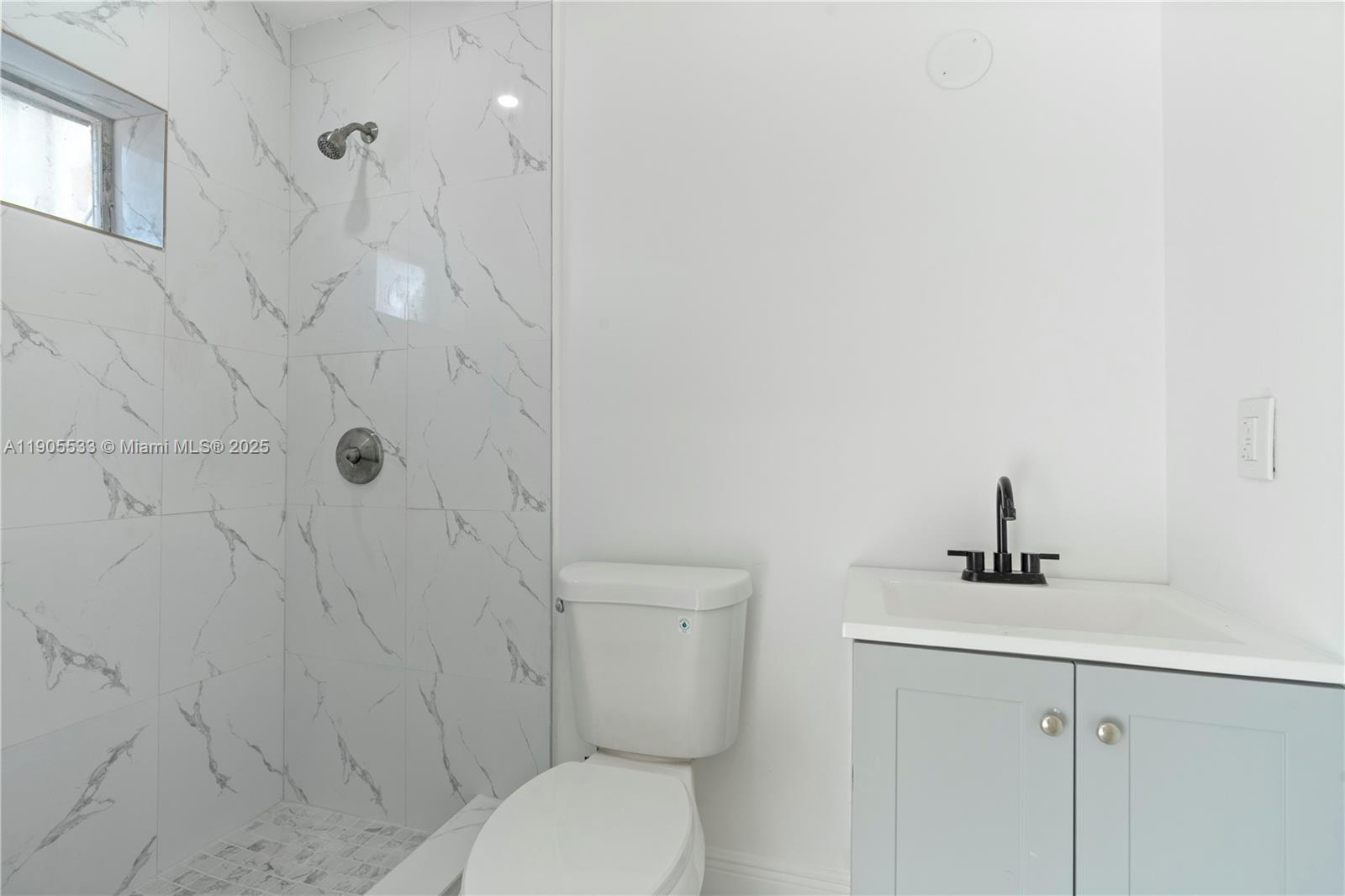 MIAMI GARDENS ESTATES SEC - Residential