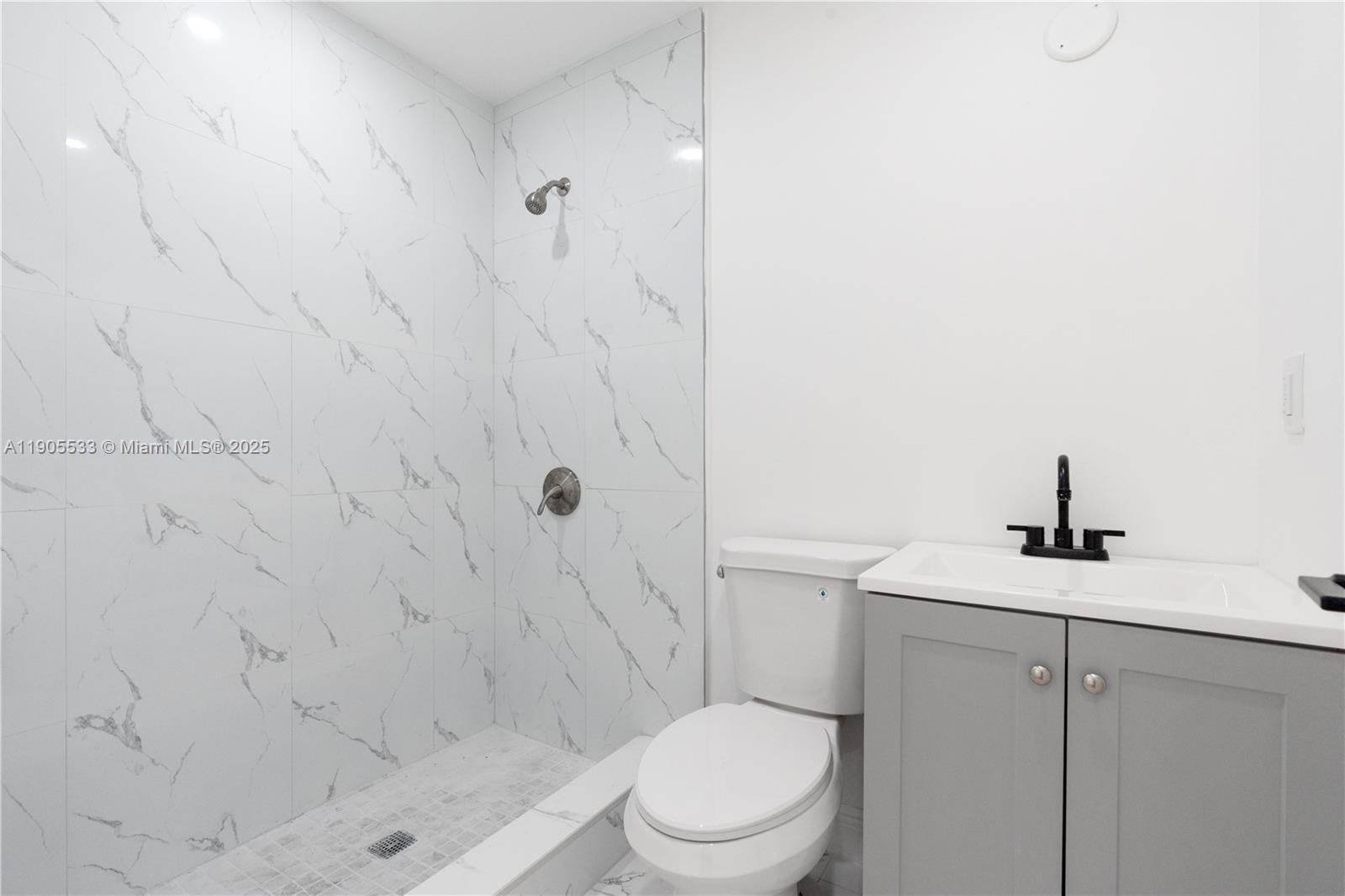 MIAMI GARDENS ESTATES SEC - Residential