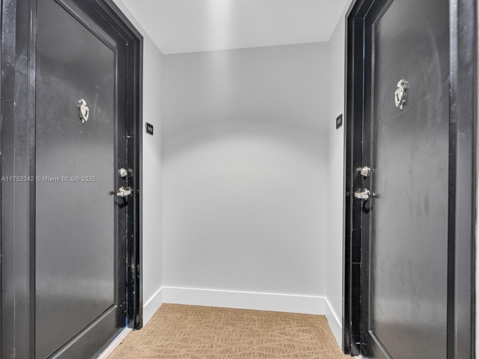 TERRAZAS RIVERPARK VILLAG - Residential