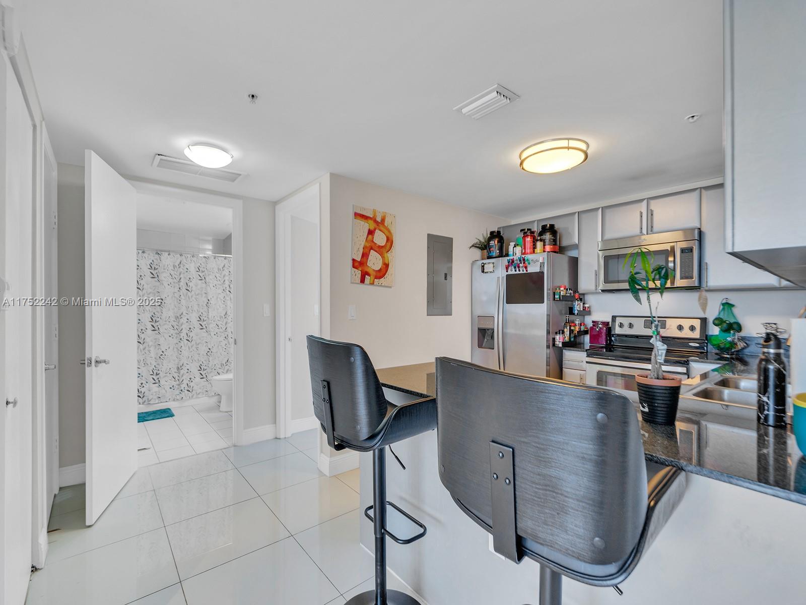 TERRAZAS RIVERPARK VILLAG - Residential