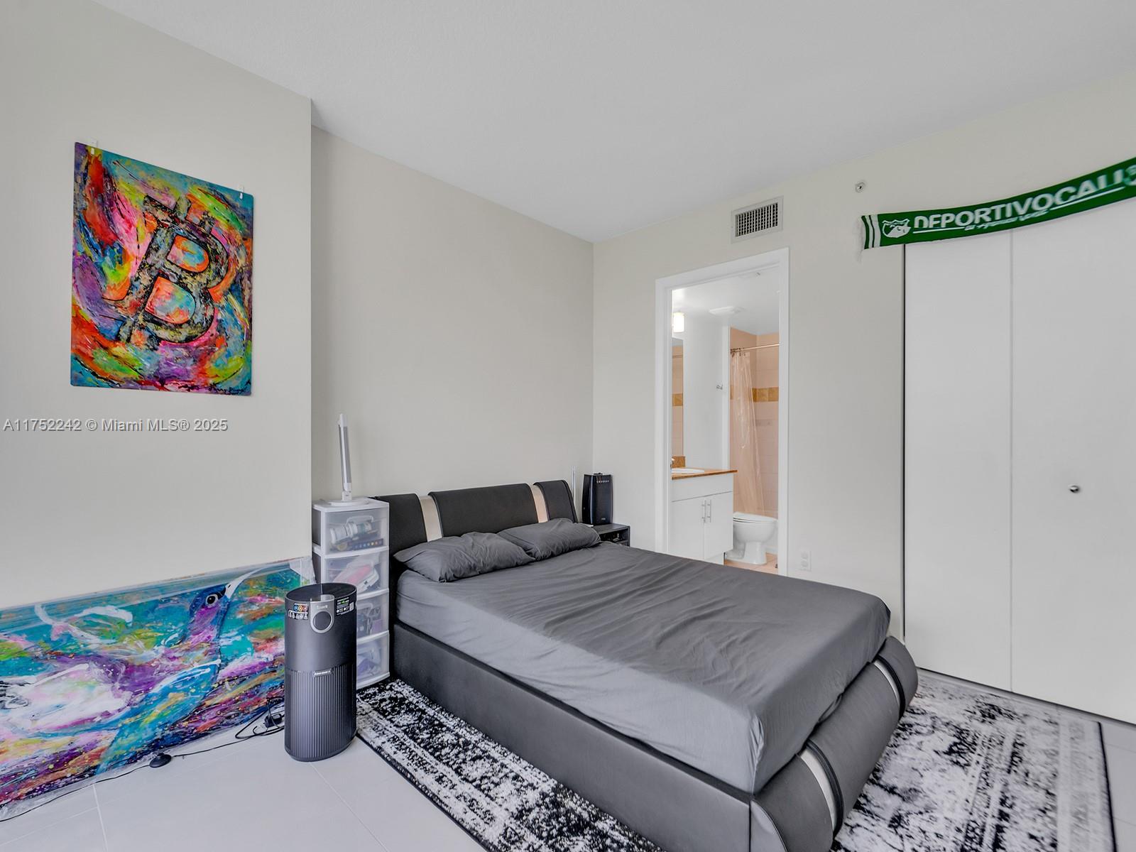 TERRAZAS RIVERPARK VILLAG - Residential