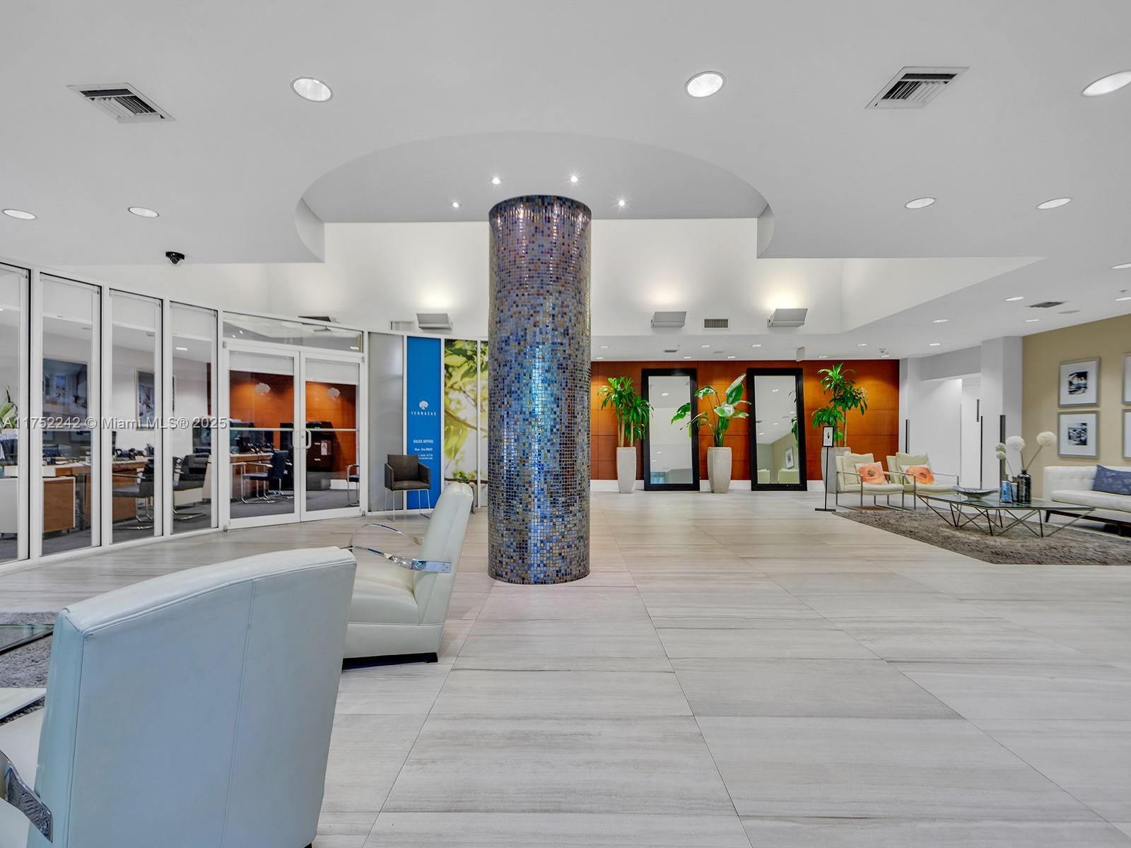 TERRAZAS RIVERPARK VILLAG - Residential